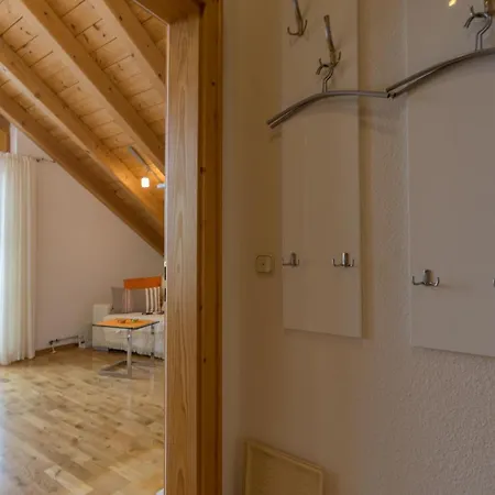 Apartament Deiner *